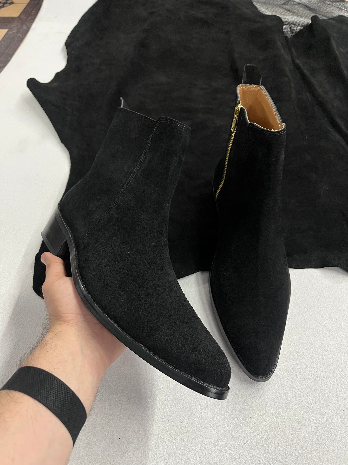 Premium suede leather boots/ Pointed Toe - Black