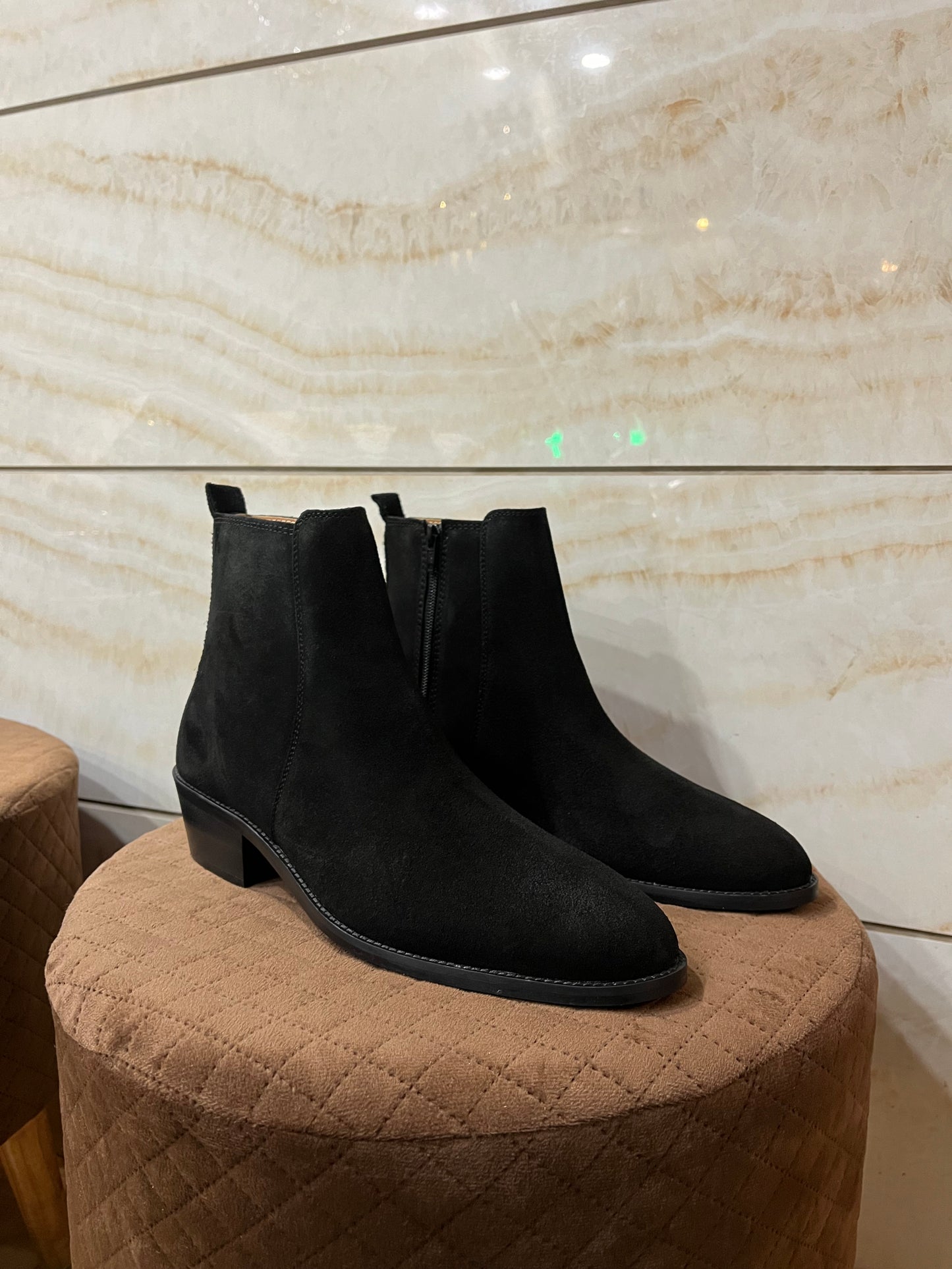 Premium Suede Boots / Cuban Heel