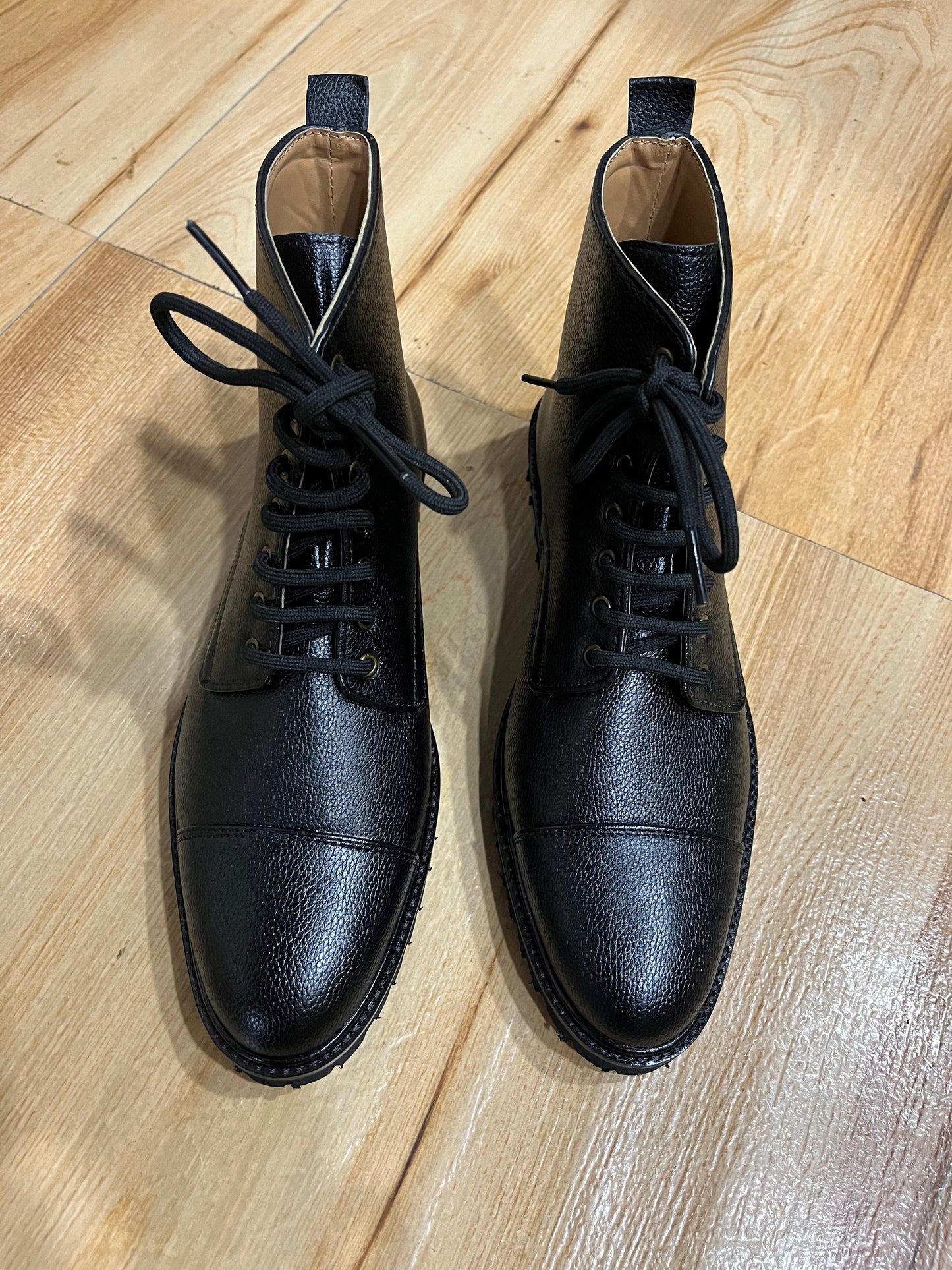 EVERYDAY BOOTS