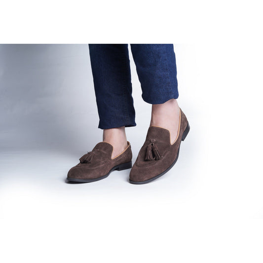 SUEDE SLIP ONS WITH TASSELS - BROWN