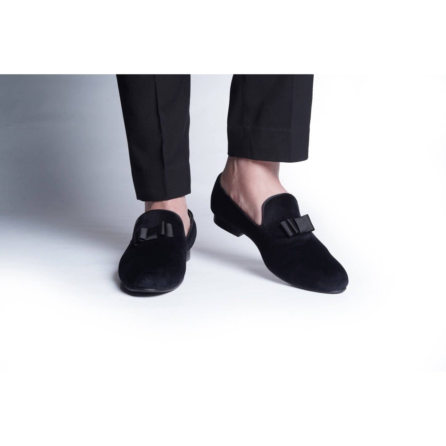 VELVET SLIP ONS WITH BOW - BLACK