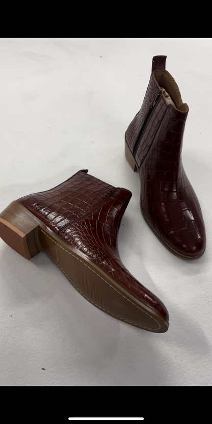 Premium Croco Cuban Boots - Brown