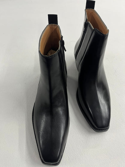 Classic Italian cut leather boots