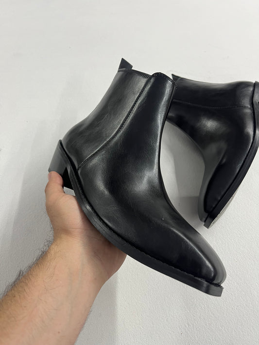 Classic Italian cut leather boots