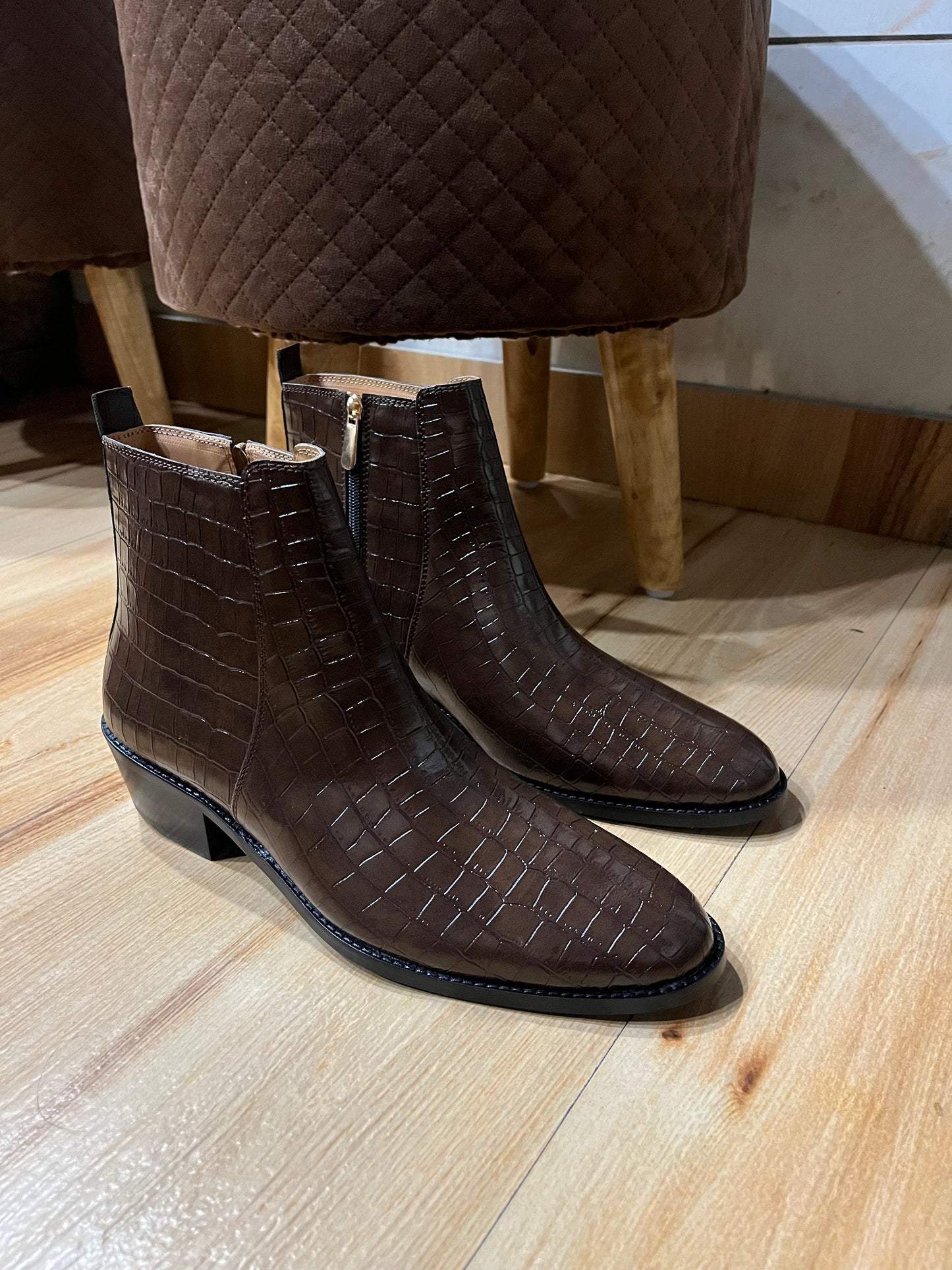 PREMIUM CROCO BOOTS / CUBAN HEEL - BROWN