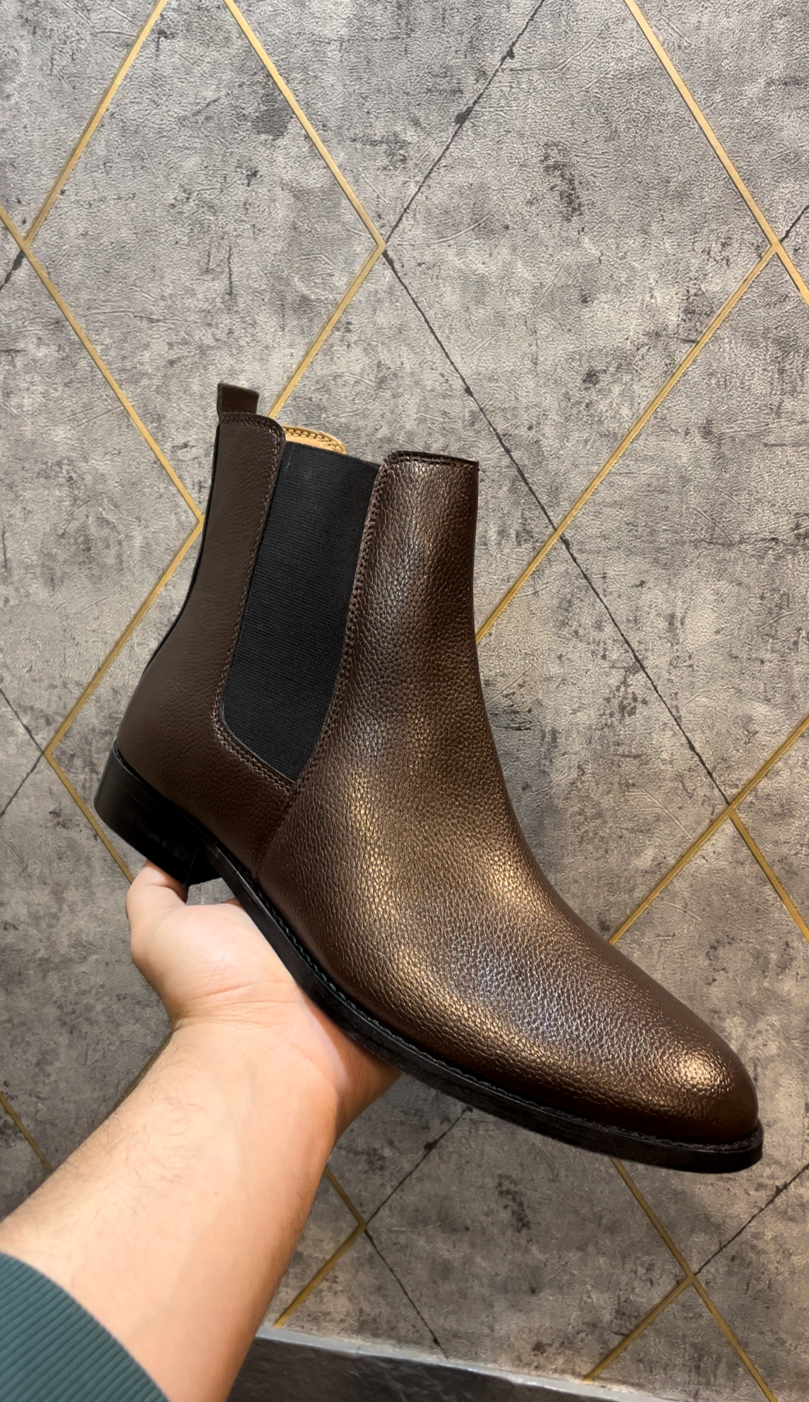 Carlo Boots in Milled Leather - Brown